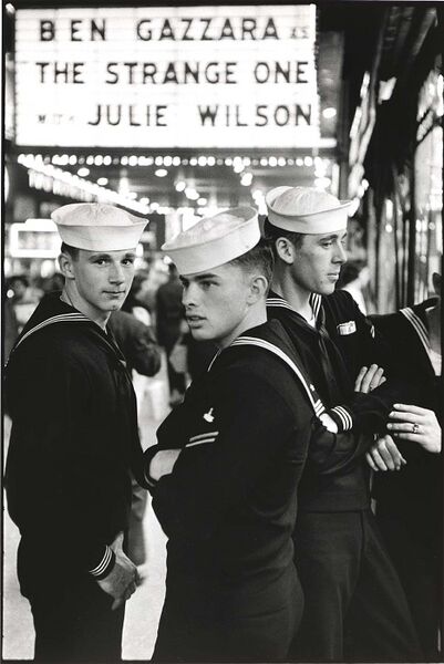 File:Sailors on liberty nyc 1957.jpg
