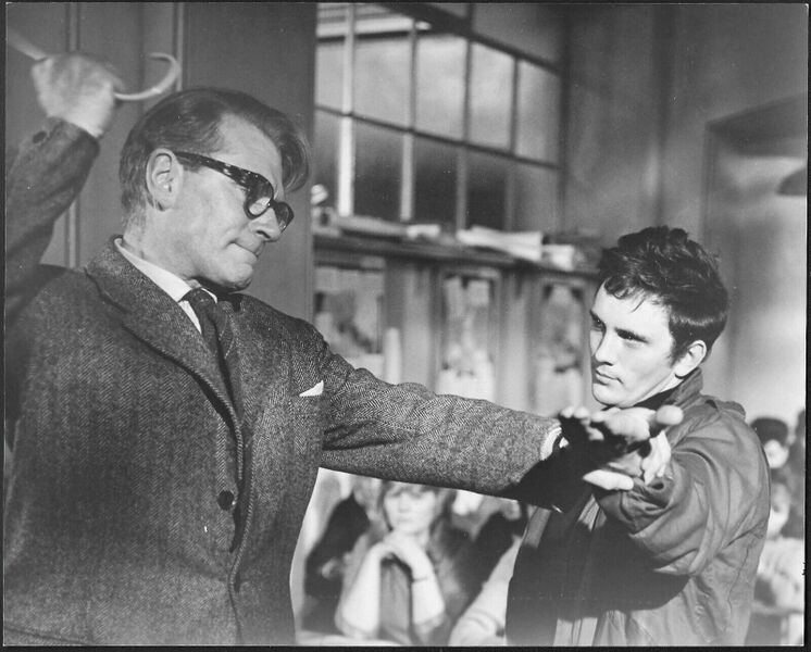 File:Term Of Trial - Laurence Olivier and Terence Stamp.jpg