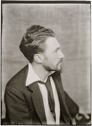 Ezra Pound 1923.jpg